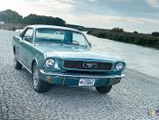 auto do śłubu Mustang 66