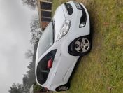 Biała Kia Venga z 2012