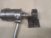 Mechanizm załączania obrotów do tokarki 1M63