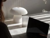 Praca zdalna w domu - odpisywanie na wiadomości