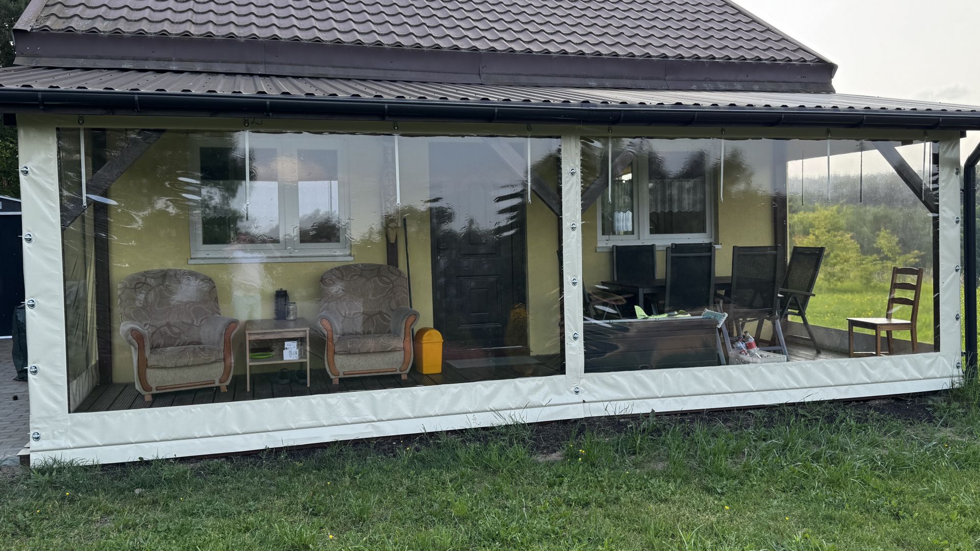 Osłona na taras przed wiatrem i deszczem – plandeka na wymiar Olsztyn - Zdjęcie 1